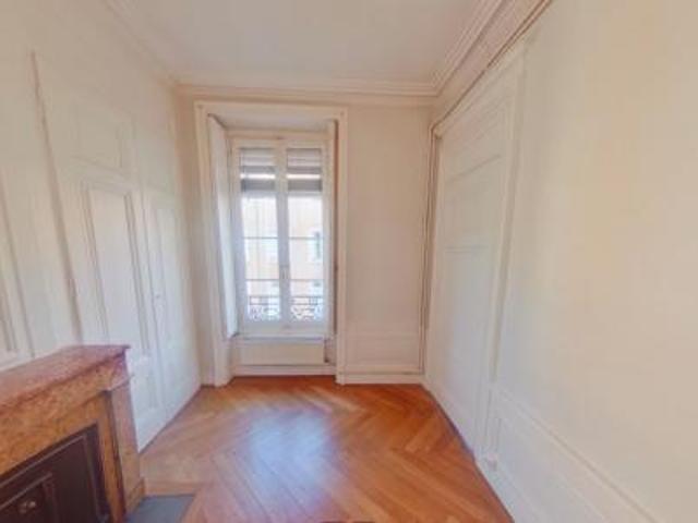 location appartement lyon 2eme arrondissement 3 pièces 70 m2 rhone 69002 1154 € / mois