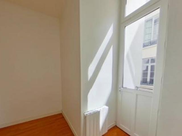 location appartement lyon 2eme arrondissement 2 pièces 40 m2 rhone 69002 820 € / mois