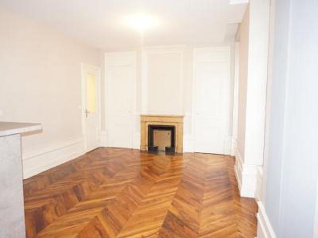 location appartement lyon 2eme arrondissement 2 pièces 50 m2 rhone 69002 939 € / mois