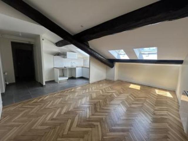 location appartement lyon 2eme arrondissement 2 pièces 51 m2 rhone 69002 895 € / mois