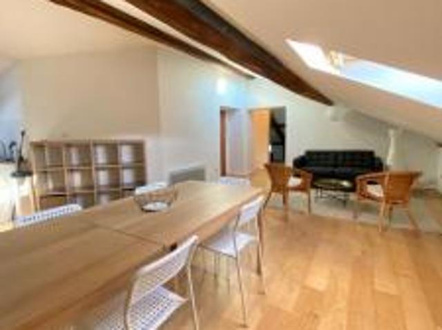 location appartement lyon 2eme arrondissement 4 pièces 61 m2 rhone 69002 1860 € / mois