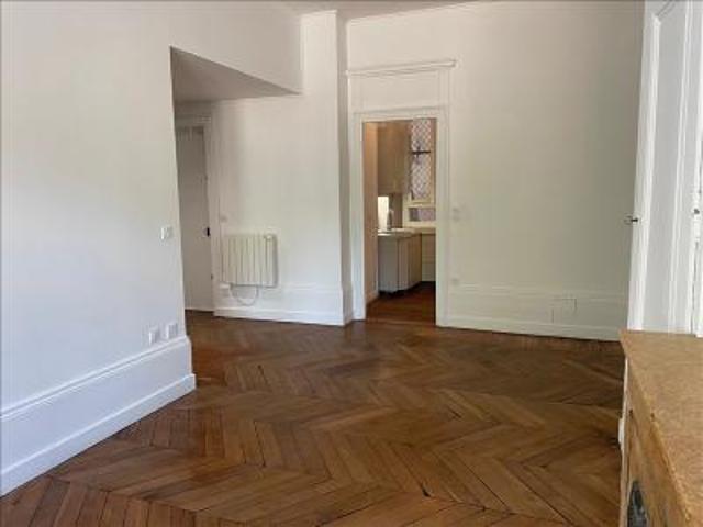 location appartement lyon 6eme arrondissement 2 pièces 45 m2 rhone 69006 974 € / mois