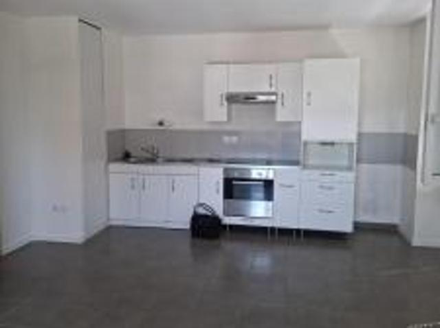 location appartement lyon 7eme arrondissement 3 pièces 59 m2 rhone 69007 920 € / mois