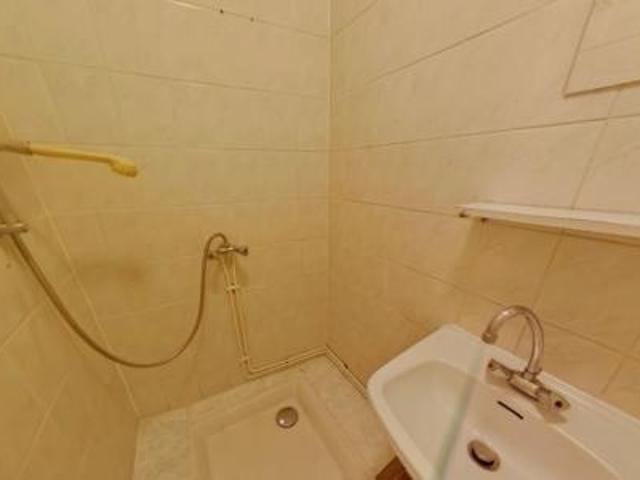 location appartement lyon 7eme arrondissement 1 pièce 17 m2 rhone 69007 402 € / mois