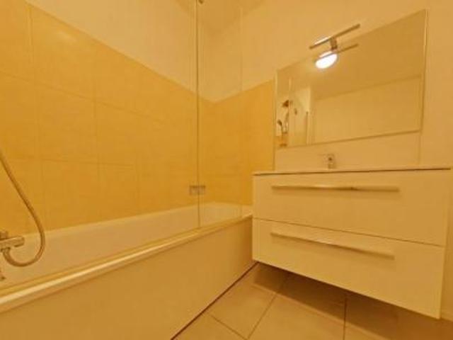 location appartement lyon 7eme arrondissement 1 pièce 32 m2 rhone 69007 580 € / mois