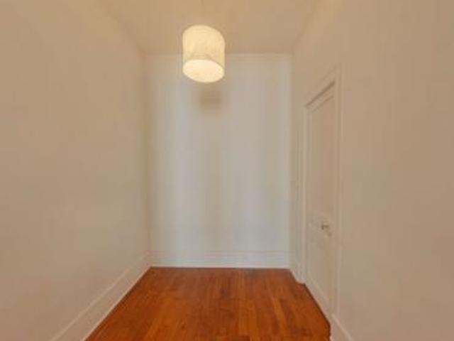 location appartement lyon 7eme arrondissement 2 pièces 64 m2 rhone 69007 915 € / mois