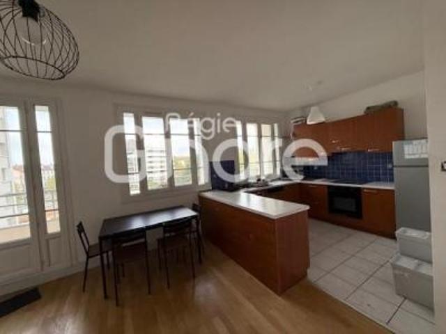 location appartement lyon 8eme arrondissement 1 pièce 10 m2 rhone 69008 535 € / mois
