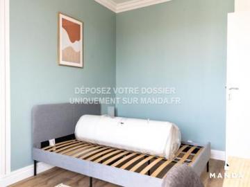 location appartement lyon 8eme arrondissement 6 pièces 9 m2 rhone 69008 380 € / mois