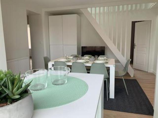 location appartement lyon 8eme arrondissement 8 pièces 154 m2 rhone 69008 526 € / mois