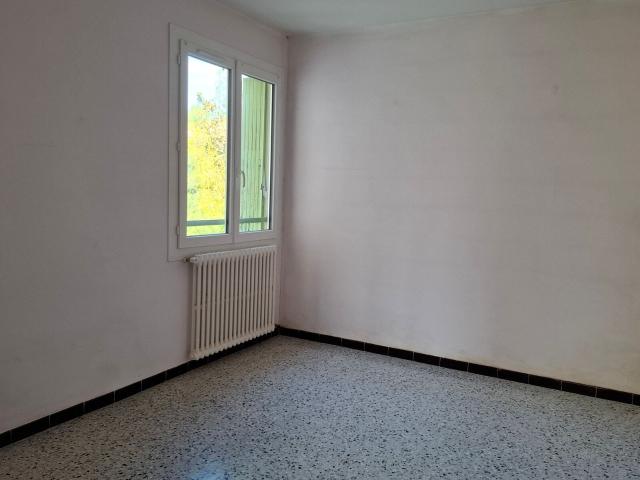 Location appartement, m² T 3 à Manosque, 780 €