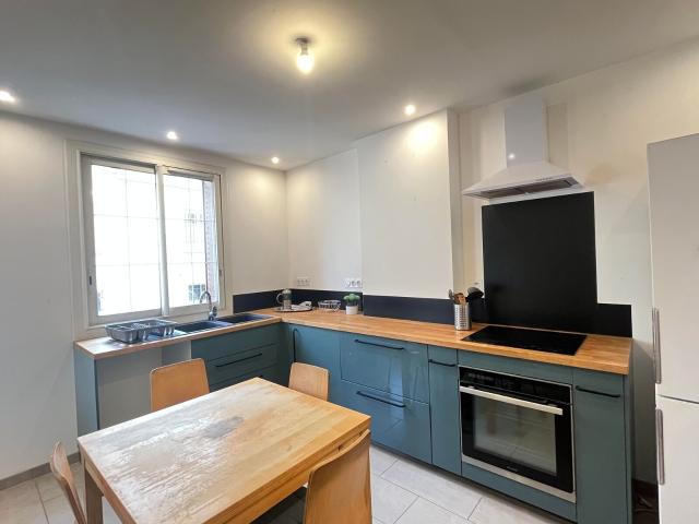 Location appartement, m² T 3 à Manosque, 960 €