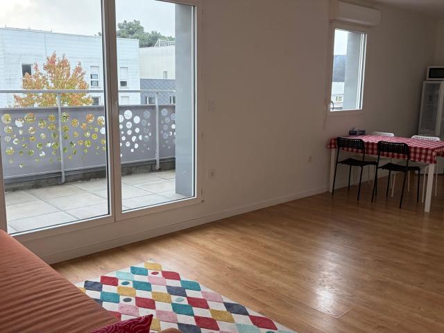 Location appartement, m² T 3 à Nantes, 990 €
