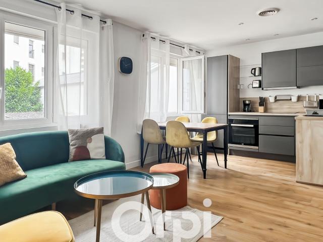 Location appartement, m² T 3 à Nantes, 995 €