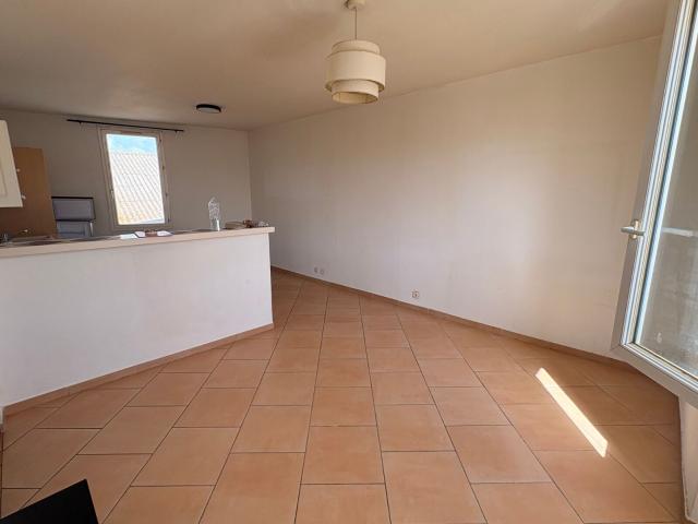 Location appartement, m² T 3 à Narbonne, 700 €