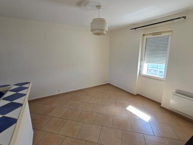 Location appartement, m² T 3 à Narbonne, 660 €