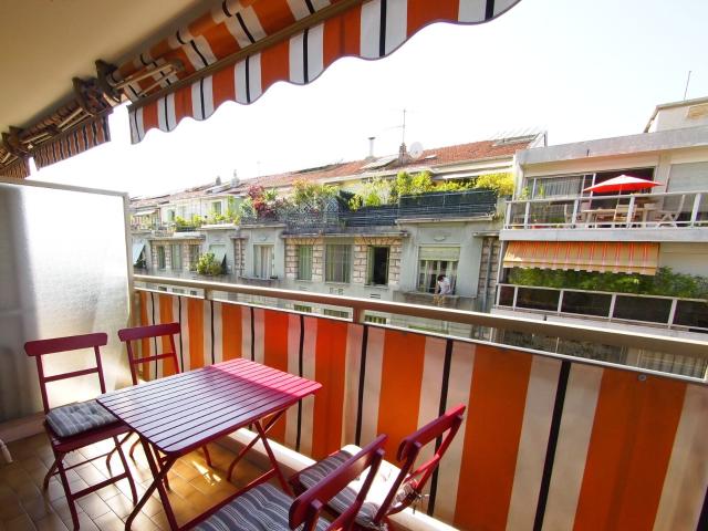 Location appartement, m² T 3 à Nice, 1 569 €