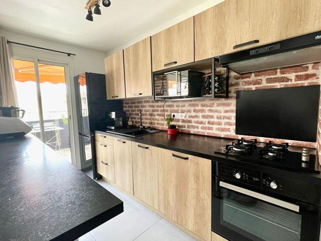 Location appartement, m² T 3 à Nice, 1 250 €