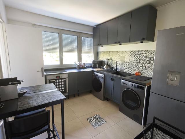 Location appartement, m² T 3 à Aubergenville, 950 €