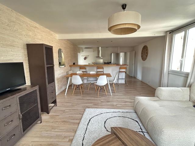 Location appartement, m² T 3 à Avignon, 965 €