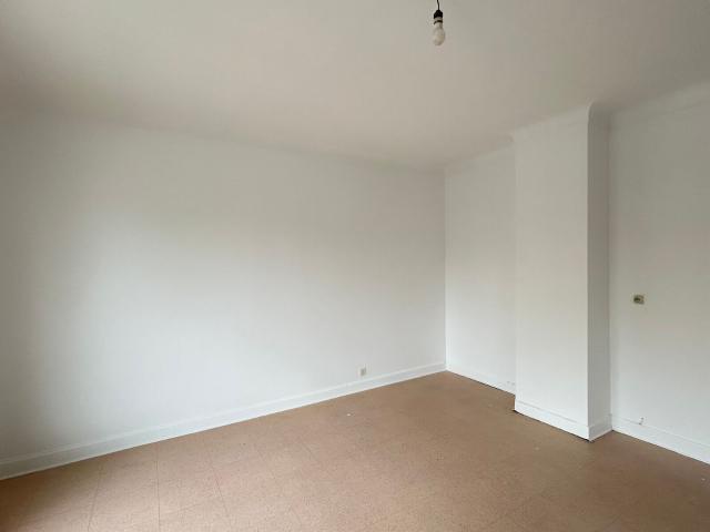 Location appartement, m² T 3 à Aire sur l'Adour, 525 €