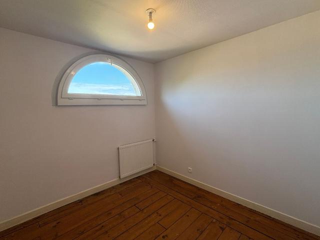 Location appartement, m² T 3 à Aire sur l'Adour, 530 €