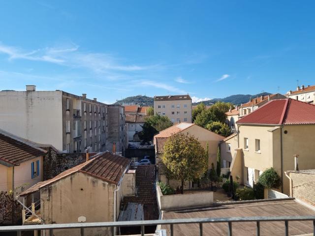 Location appartement, m² T 3 à Alès, 700 €