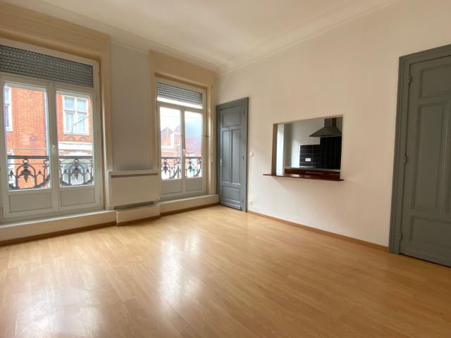 Location appartement, m² T 3 à Armentières, 705 €