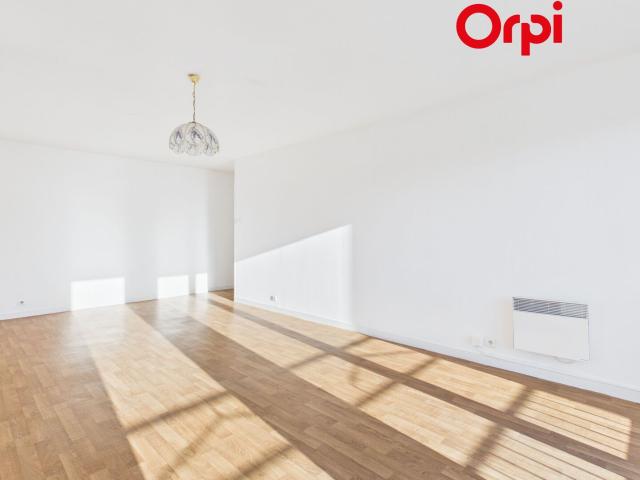 Location appartement, m² T 3 à Bernay, 950 €