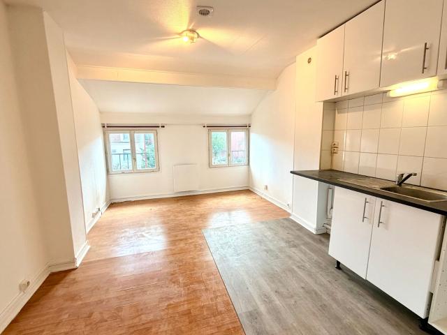 Location appartement, m² T 3 à Bondy, 850 €