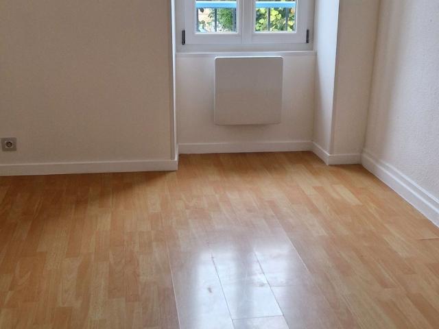 Location appartement, m² T 3 à Chaumes en Brie, 914 €