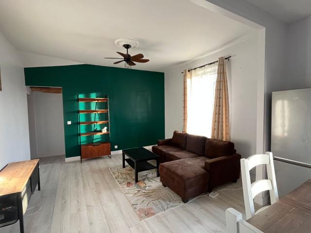 Location appartement, m² T 3 à Esbly, 1 165 €