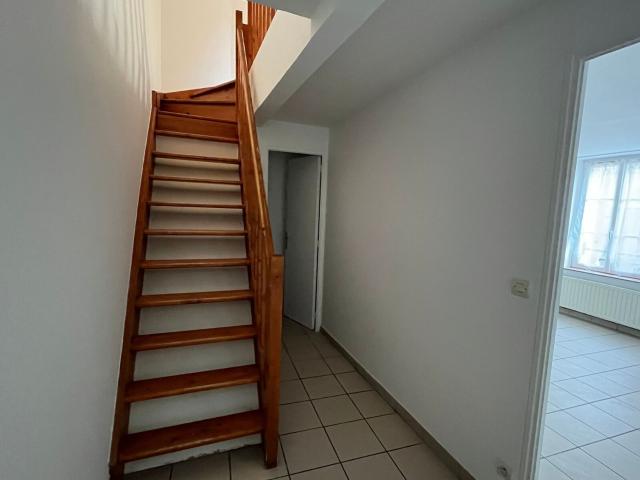 Location appartement, m² T 3 à Jouarre, 845 €