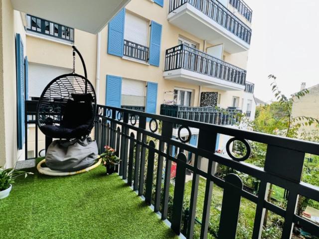 Location appartement, m² T 3 à Le Blanc Mesnil, 1 136 €