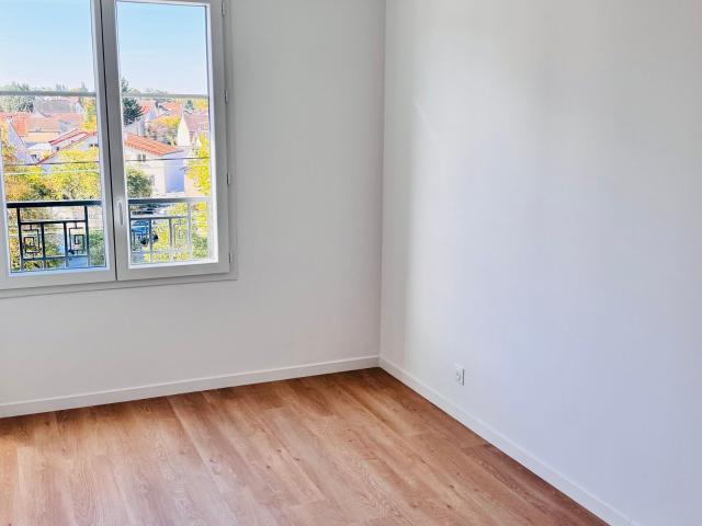 Location appartement, m² T 3 à Livry Gargan, 1 204 €
