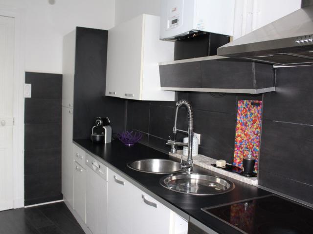 Location appartement, m² T 3 à Pau, 866 €