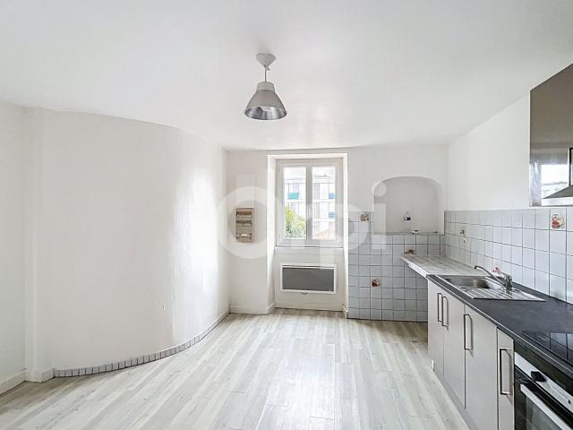 Location appartement, m² T 3 à Périgueux, 598 €