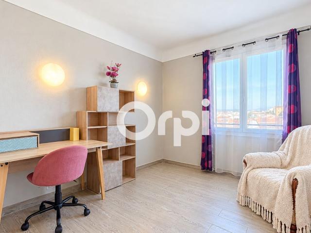 Location appartement, m² T 3 à Perpignan, 650 €
