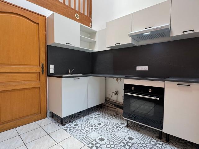 Location appartement, m² T 3 à Quesnoy sur Deûle, 650 €