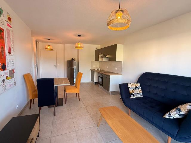 Location appartement, m² T 3 à Saint Marcellin, 895 €