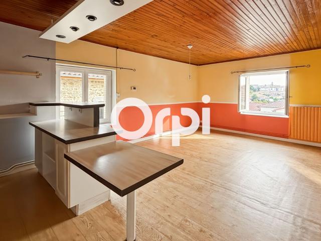 Location appartement, m² T 3 à Saint Martin en Haut, 650 €