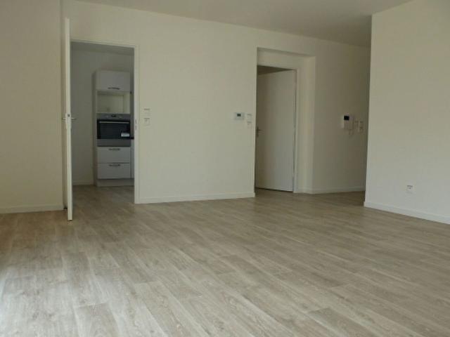 Location appartement, m² T 3 à Saint Jean de Braye, 878 €