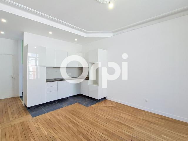 Location appartement, m² T 3 à Soissons, 990 €