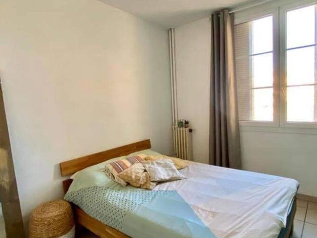 Location appartement, m² T 3 à Toulon, 605 €