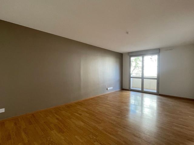 Location appartement, m² T 3 à Toulouse, 1 075 €
