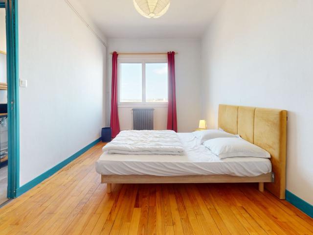 Location appartement, m² T 3 à Toulouse, 1 380 €