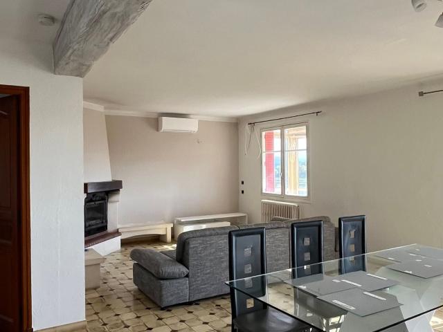 Location appartement, m² T 3 à Villeneuve, 960 €