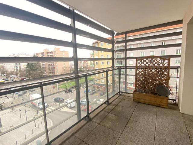 Location appartement, m² T 3 à Villeurbanne, 1 162 €