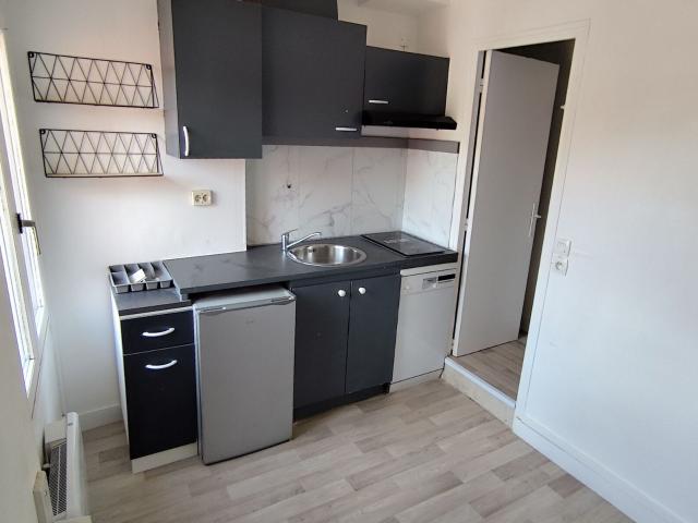 Location appartement, m² T 1 à Meaux, 520 €