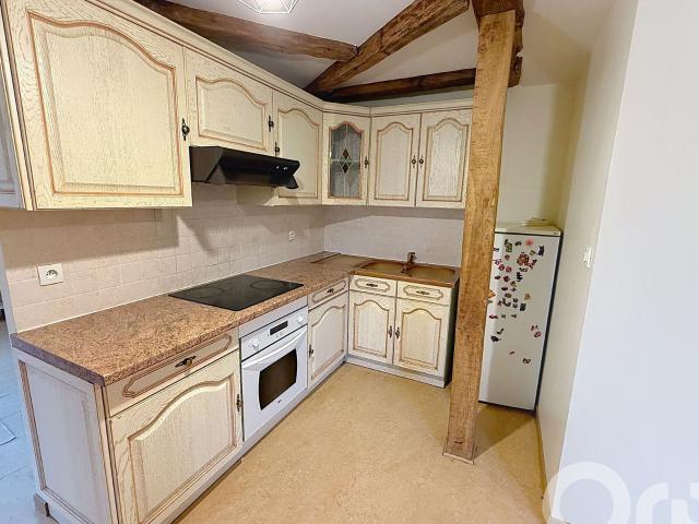 Location appartement, m² T 1 à Melun, 710 €