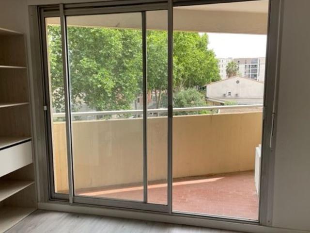 Location appartement, m² T 1 à Montpellier, 653 €